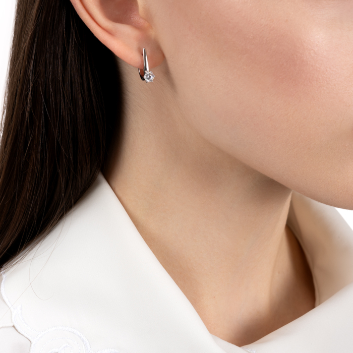 Серебряные серьги с фианитом. Артикул B02076-E/12/1