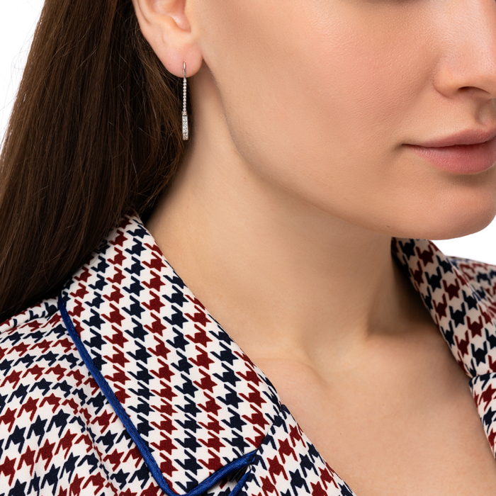 Срібні сережки з фіанітами. Артикул FE12505