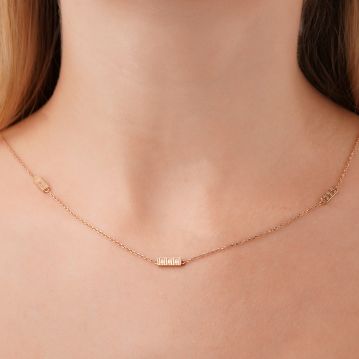 Золоте кольє з фіанітами 860441