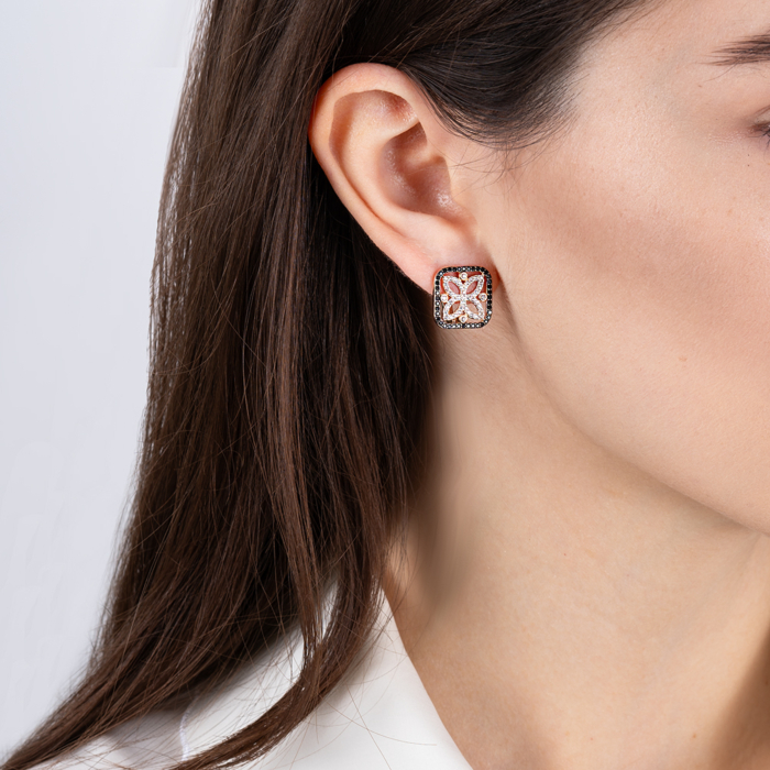 Золоті сережки з фіанітами. Артикул 23492/01/1/4528