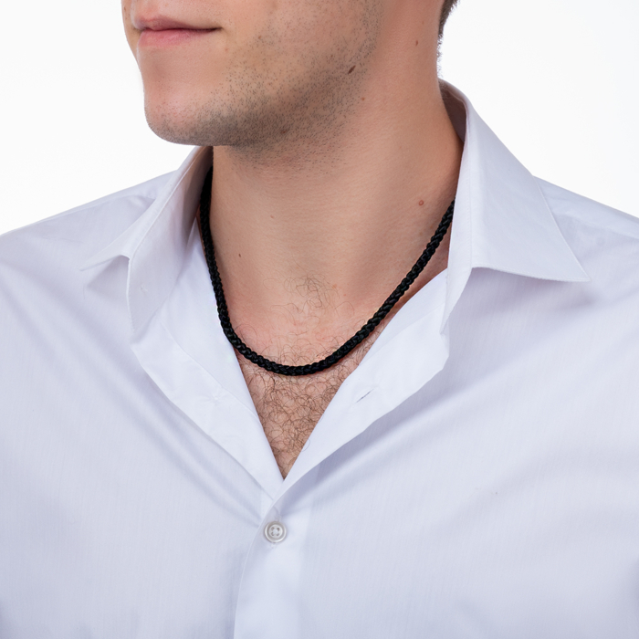 Синтетический шнурок с золотой застежкой. Артикул 06228/01/4