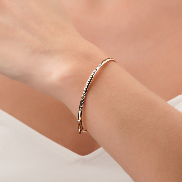 Жорсткий золотий браслет без вставки 70315р/1д