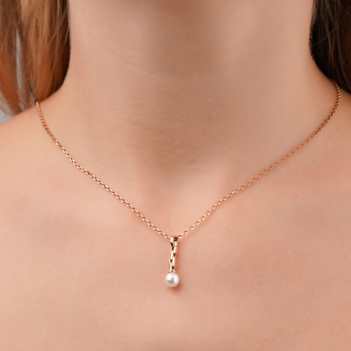 Золота підвіска з перлиною 32582/01/0/1920