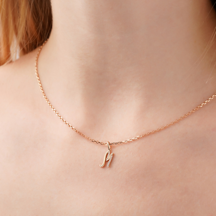 Золота підвіска-літера М з фіанітами 3109010101