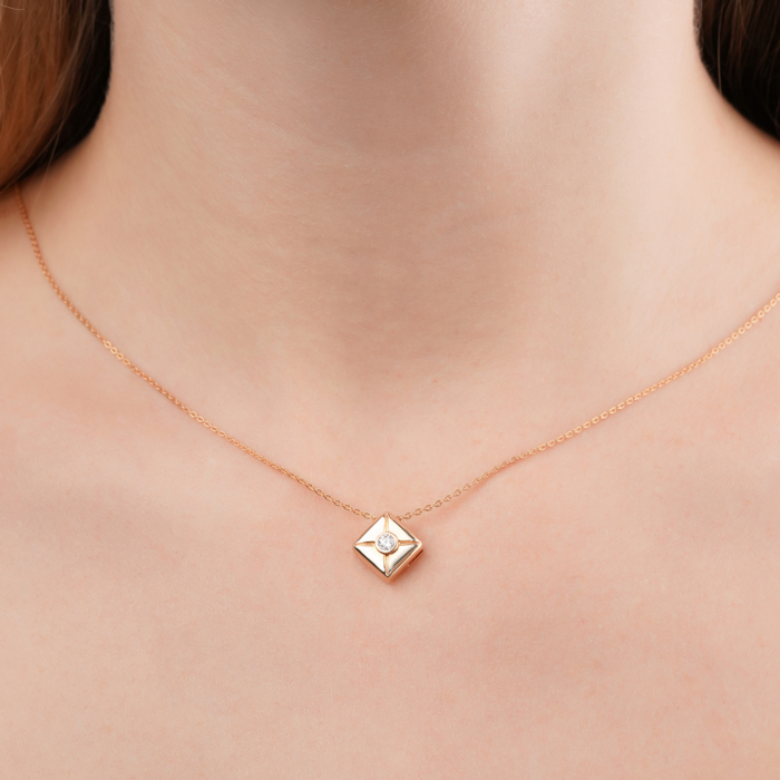 Кольє з червоного золота з фіанітом 60191/66024-3/01/0/28