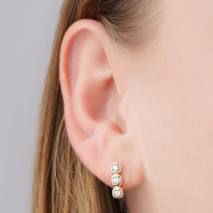 Золоті сережки з фіанітами 23359/01/1/52