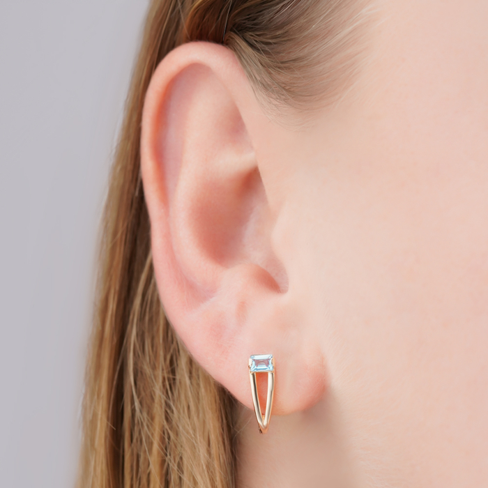 Золотые серьги с топазом 540300/01/0/7946