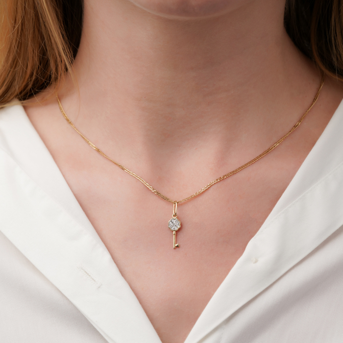 Золота підвіска з фіанітами. Артикул 32656/03/1/1