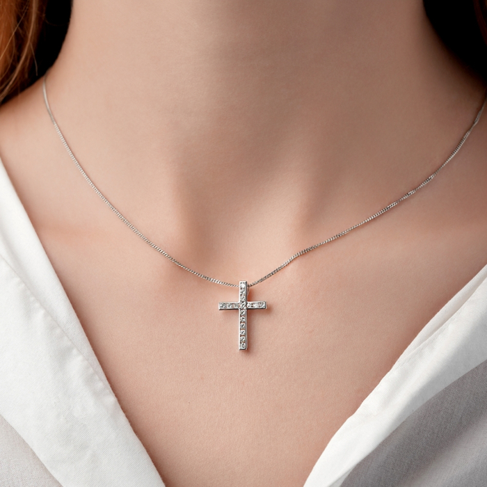 Золотий хрестик з діамантами 51925/02/1/9022