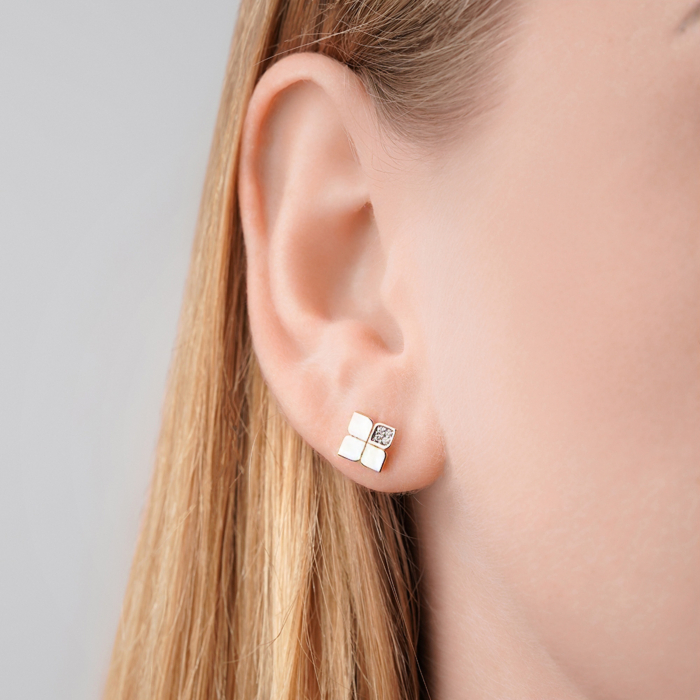 Золоті сережки з діамантами. Артикул P-DE09050/01/9023