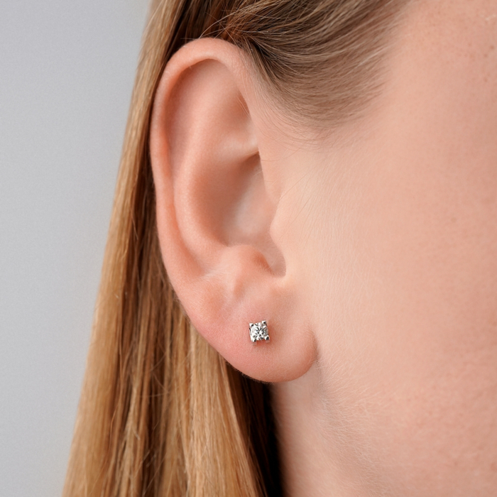 Золоті сережки з діамантом. Артикул 8070101/14/1/9218