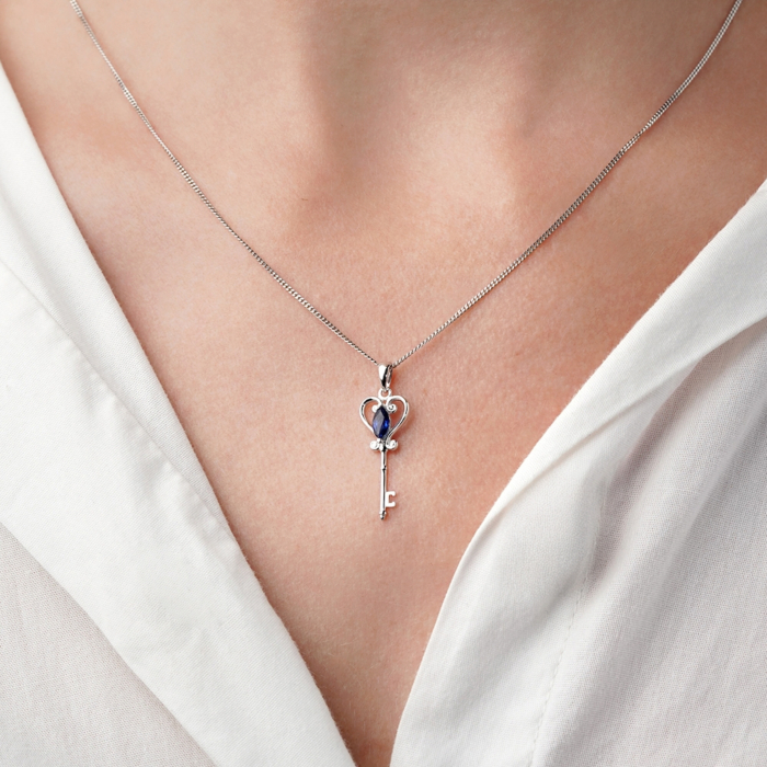 Подвеска из белого золота «Ключик» с сапфиром 53952/02/1/9005