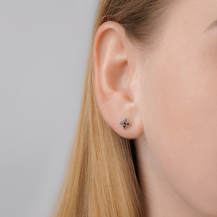 Золотые серьги с черными бриллиантами. Артикул 520172/02/1/11762