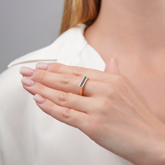 Кольцо из красного золота с эмалью 17154/01/0/389