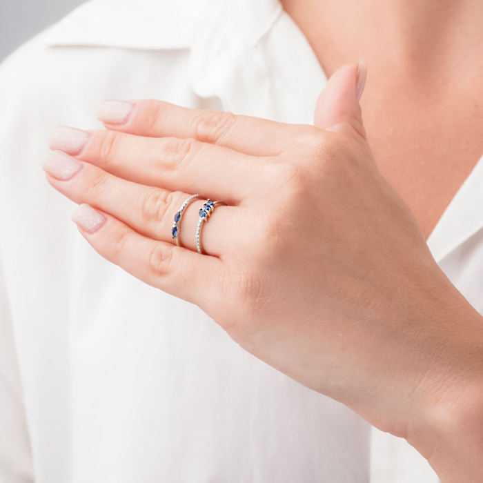 Золота каблучка з діамантами і сапфірами. Артикул 53458/02/1/8729