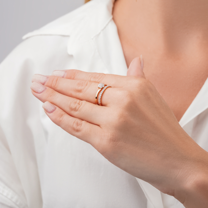 Кольцо из красного золота с фианитами 18917/08/1/44