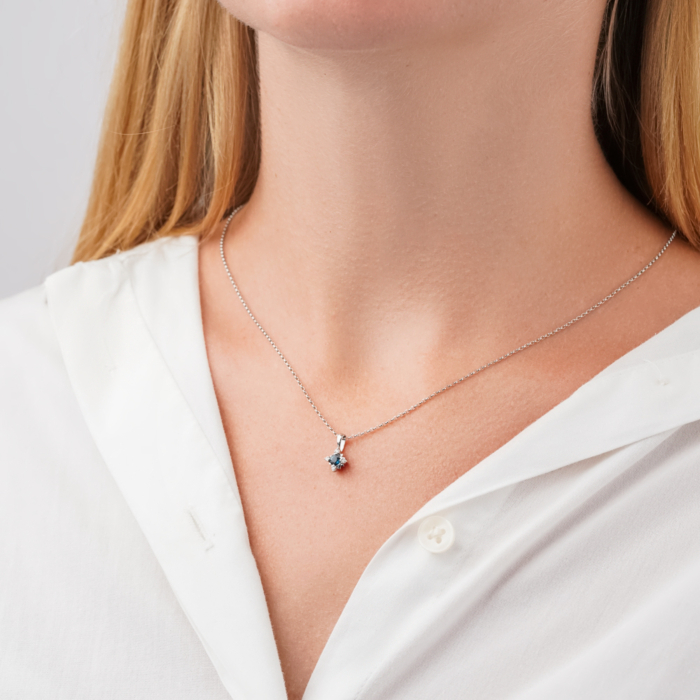Підвіска з білого золота з діамантом та сапфіром 51936/02/1/9490