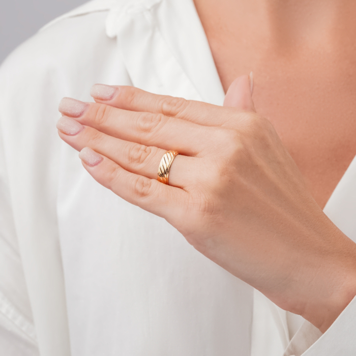 Золота обручка 10193/01/0