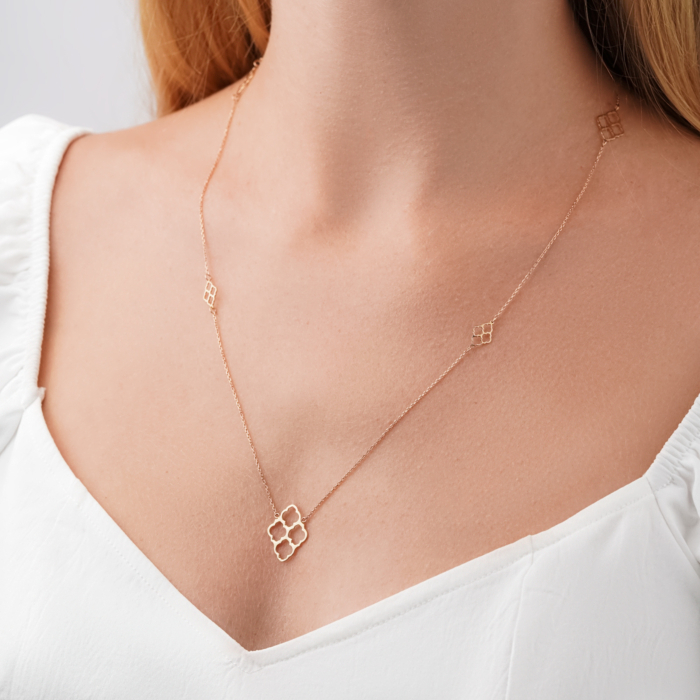 Золотое колье без вставки. Артикул P-5642-K/01