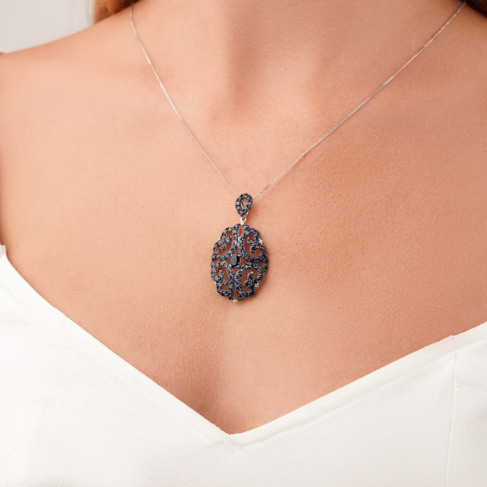 Підвіска з білого золота з сапфірами та діамантами 53978/02/1/8018