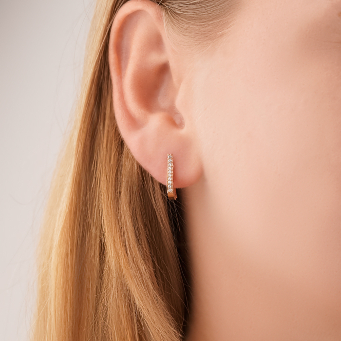 Золотые серьги с фианитами 2107152101