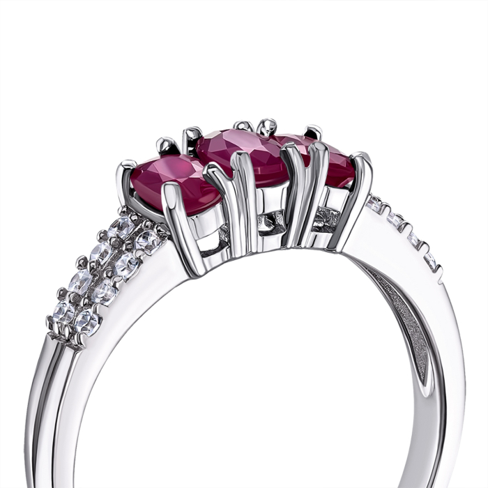 Серебряное кольцо с рубинами и фианитами. Артикул GRE1990-R/12/9420
