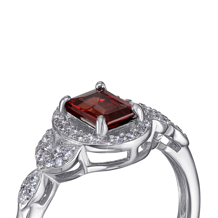 Серебряное кольцо с гранатом и фианитами. Артикул GREP3066-R/12/6233