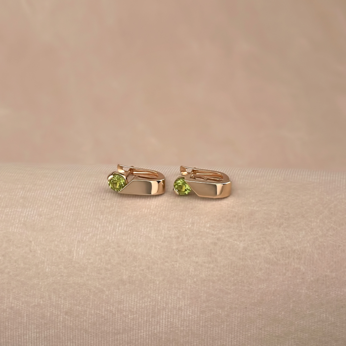 Золотые серьги с хризолитом 540327/01/0/7407