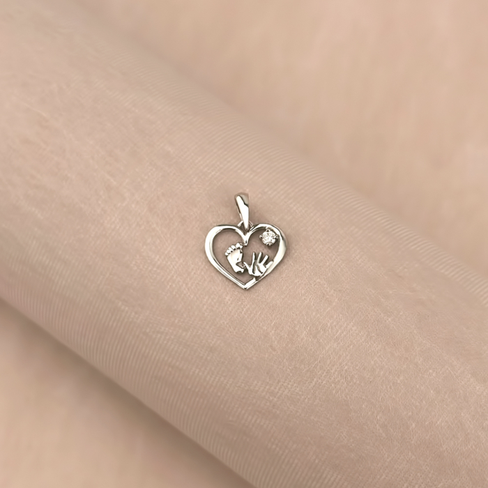 Золотая подвеска «Ножка-ладошка» с бриллиантом 560000/02/1/8581