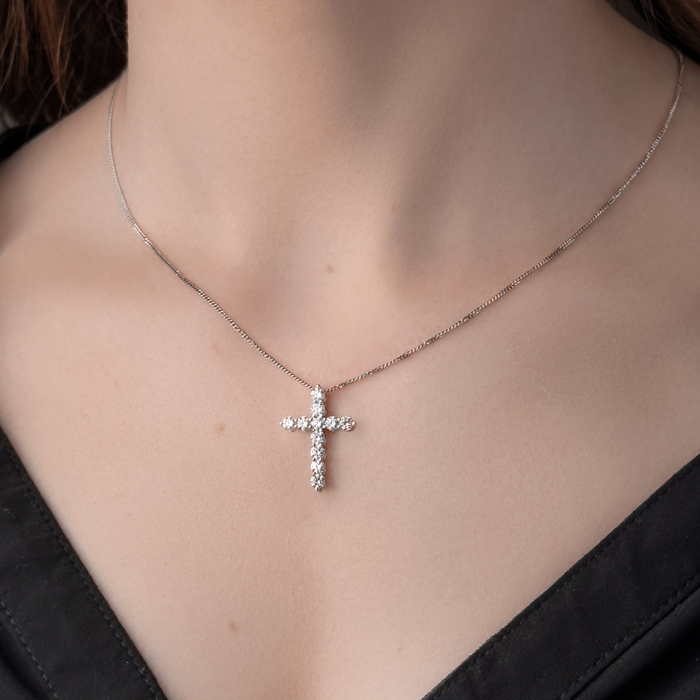 Золотий хрестик з екодіамантами. Артикул 809023-L/02/1/11901