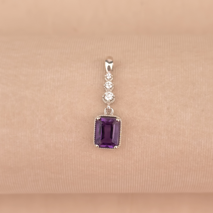 Срібна підвіска з аметистом та фіанітами KRS_624-AM-P/12/16045