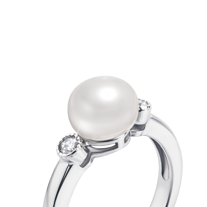 Серебряное кольцо с жемчугом и фианитами. Артикул PSS0961-R