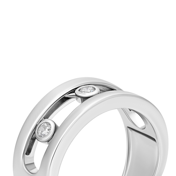 Серебряное кольцо с фианитами. Артикул UG5R38484