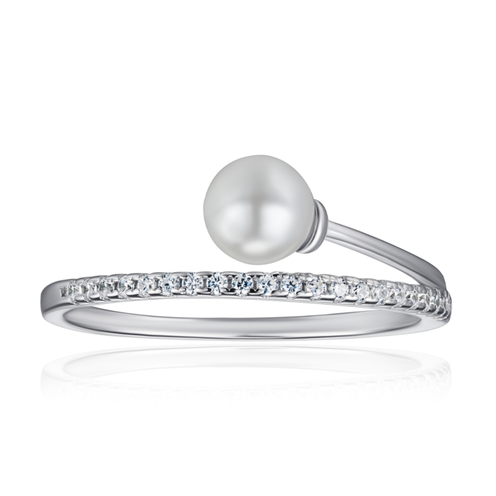 Серебряное кольцо с жемчугом и фианитами. Артикул RI00088-R/12/4609