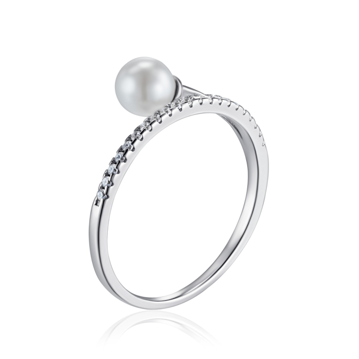 Серебряное кольцо с жемчугом и фианитами. Артикул RI00088-R/12/4609