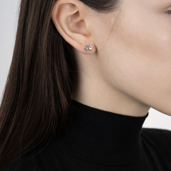 Серебряные пуссеты с фианитом. Артикул SE00674-E/12/1