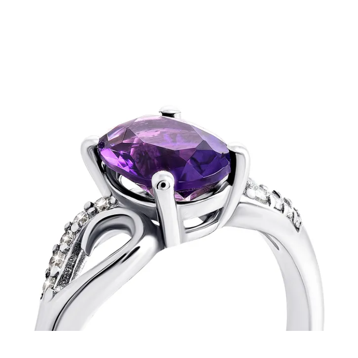 Серебряное кольцо с аметистом и фианитами. Артикул UG51481/1р-AMET