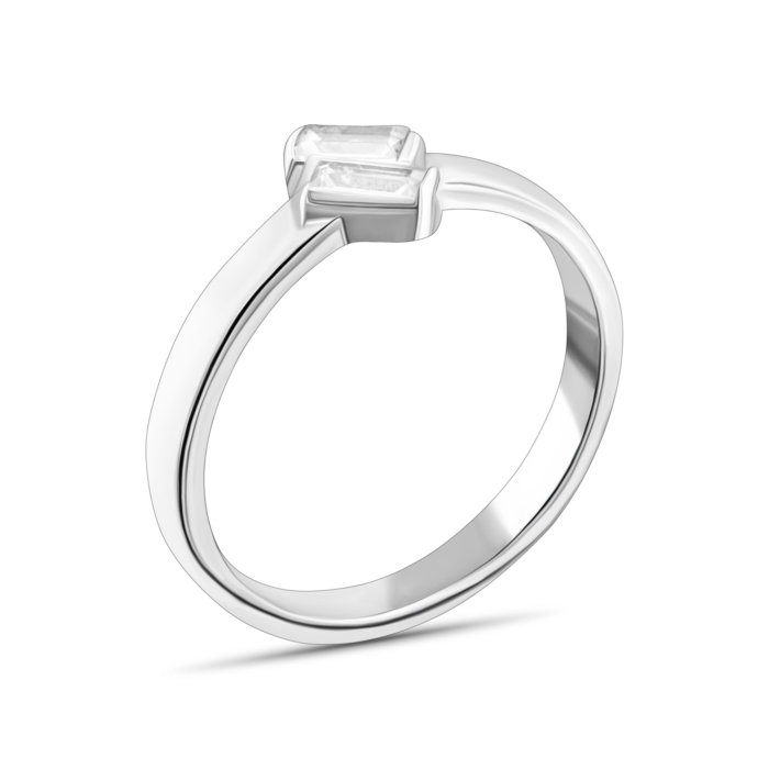 Срібна каблучка з фіанітами.Артикул UG5SZDR03061