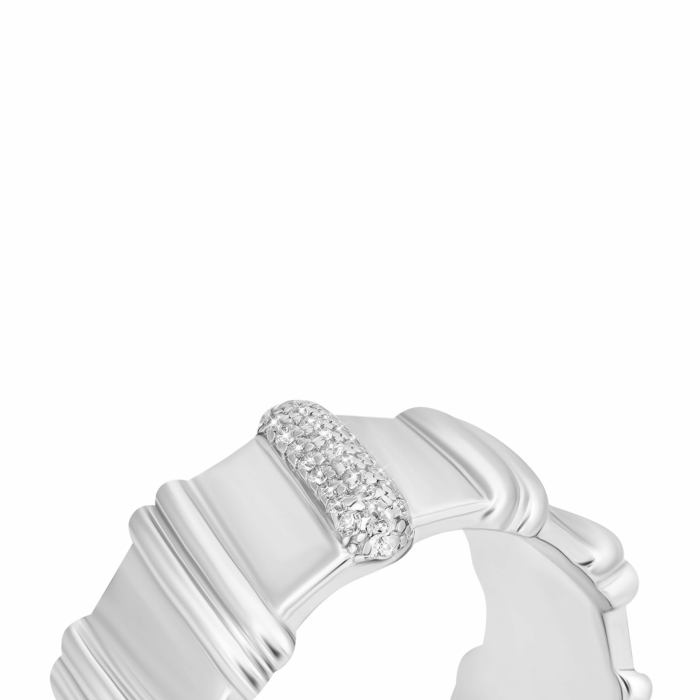 Серебряное кольцо с фианитами.Артикул UG5R37813-W