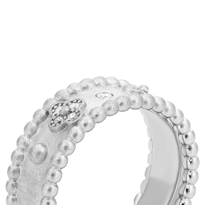 Серебряное кольцо с фианитами. Артикул UG5SR37411