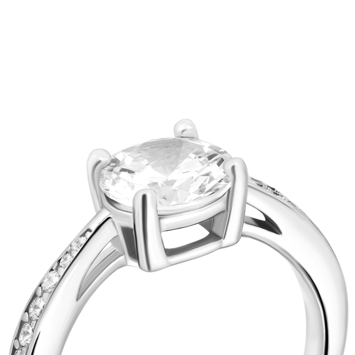Серебряное кольцо с фианитами.Артикул UG5SZDR00279