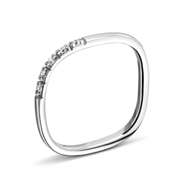 Серебряное кольцо с фианитами.Артикул UG5SZDR15585