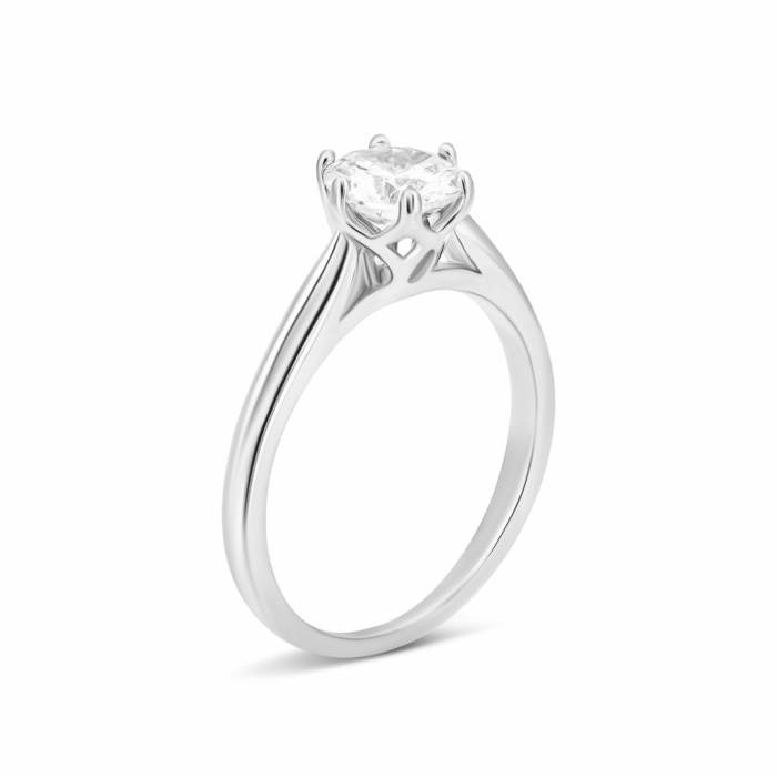 Серебряное кольцо с фианитом.Артикул UG5R37687
