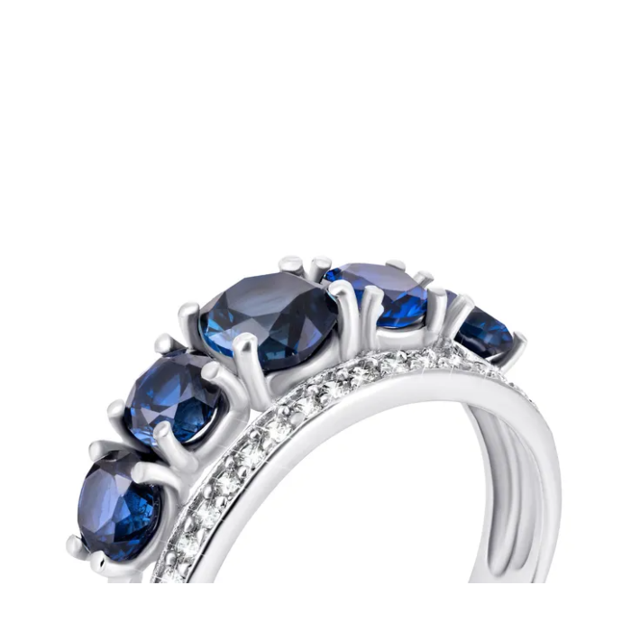 Серебряное кольцо с гидротермальным сапфиром и фианитами. Артикул UG51394/1р-HSPH