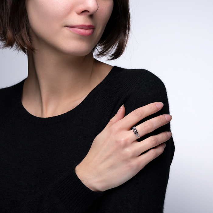 Срібна каблучка з гранатом. Артикул GRE1990-R/12/5232