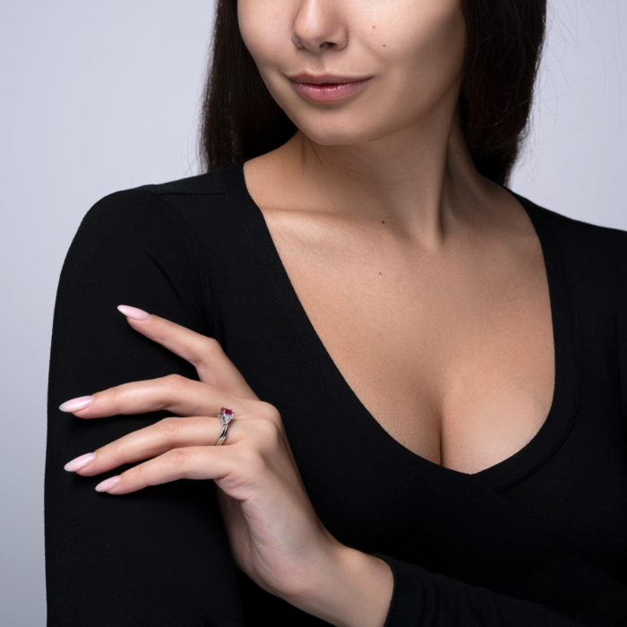 Срібна каблучка з рубіном. Артикул GRE1224-R/12/8809