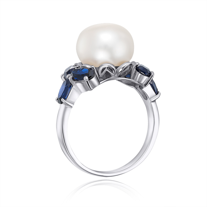 Серебряное кольцо с сапфиром и жемчугом. Артикул 1782/9р-PWT
