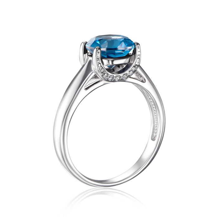 Серебряное кольцо с шпинелью и фианитами. Артикул 00953/12/1/2386
