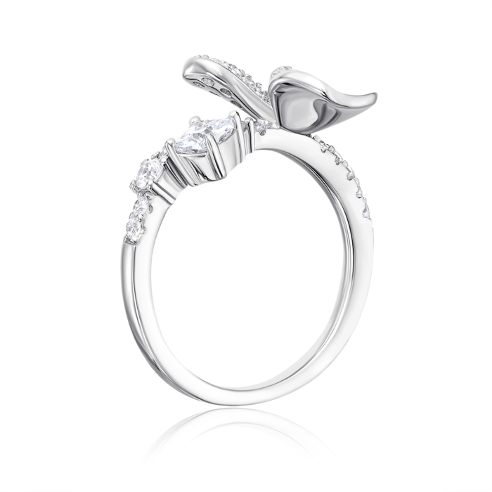 Серебряное кольцо «Цветок» с фианитами. Артикул ML13981A-R/12/1
