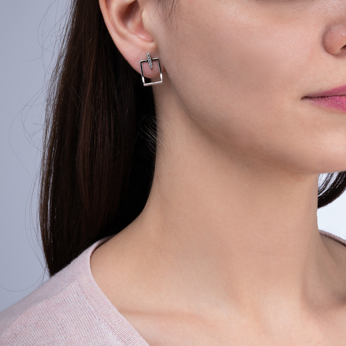 Серебряные серьги-пуссеты с фианитами. Артикул 41127/12/1/3